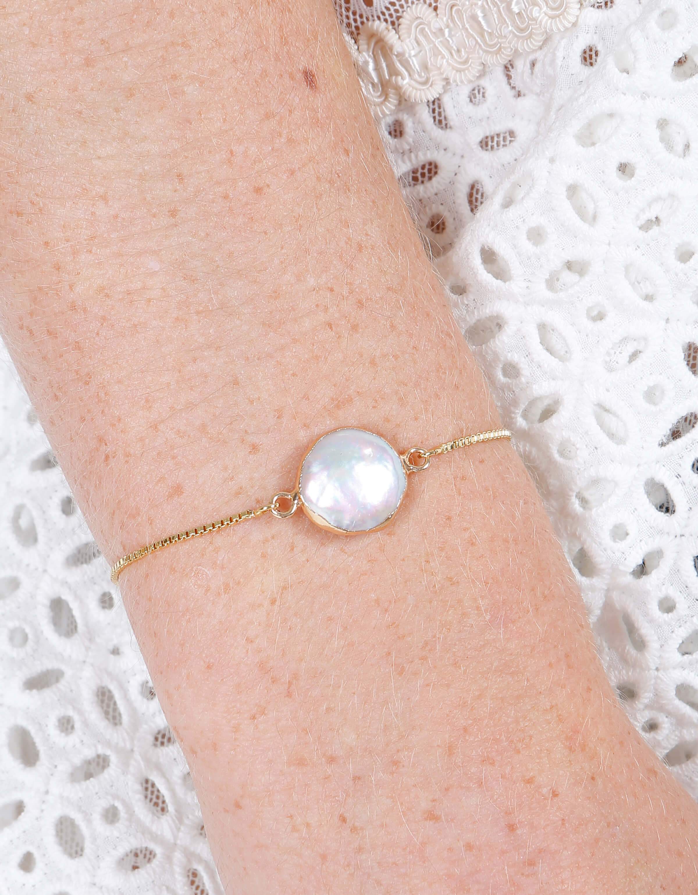 Nacre Pearl Bracelet IXIAH - Nacre Pearl Bracelet
