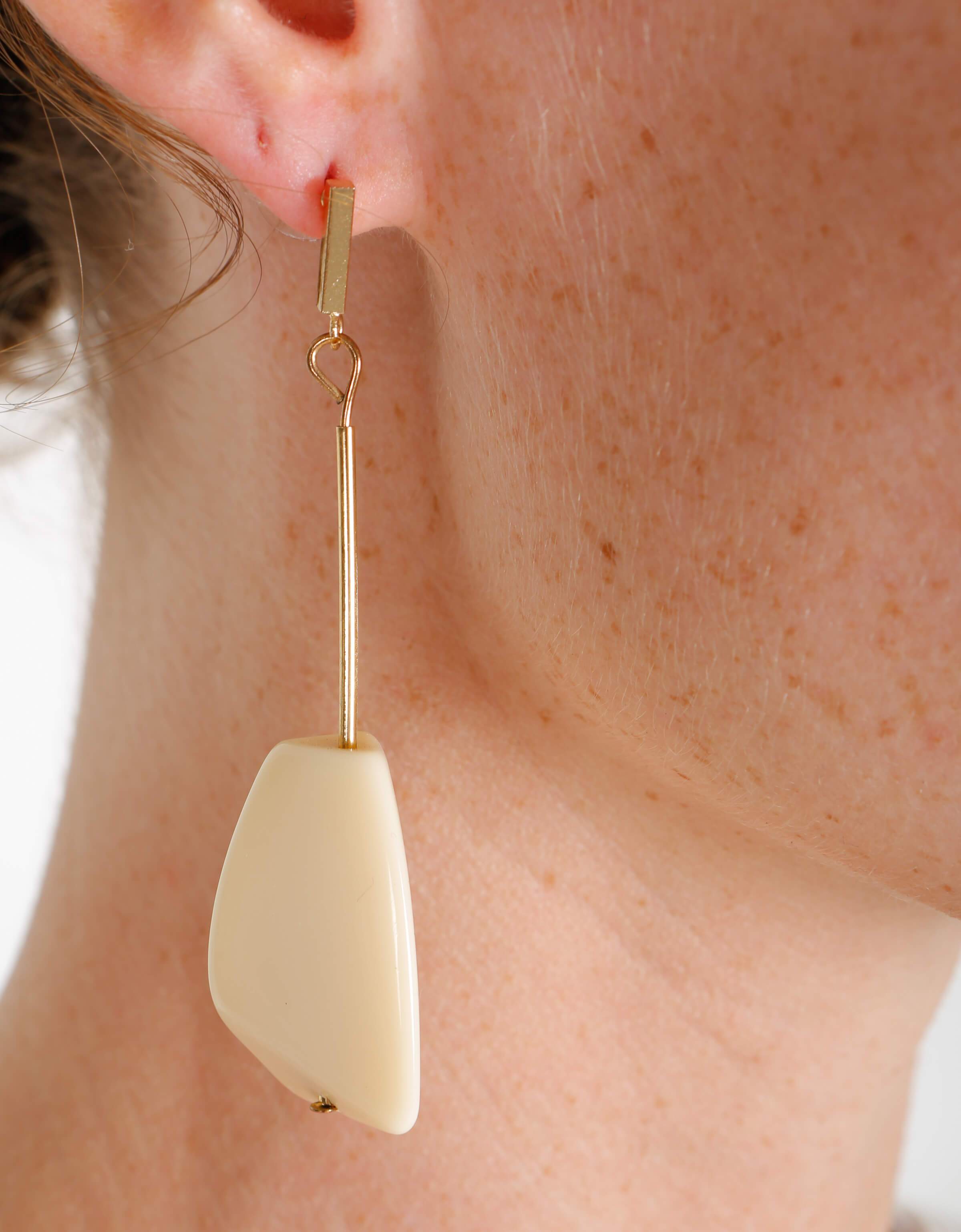 VISIONARY EARRING IXIAH - VISIONARY EARRING