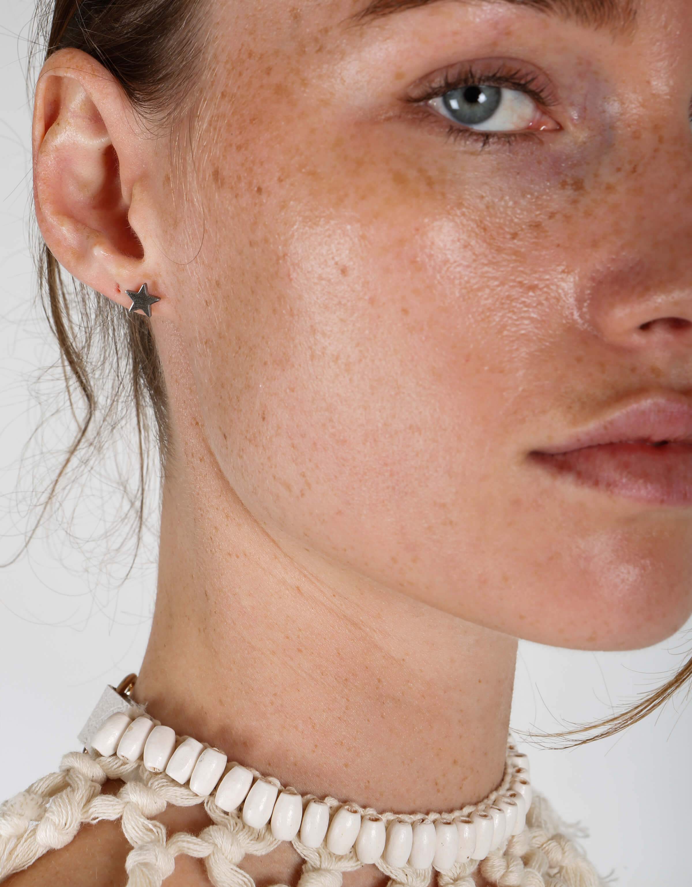 STAR STUDS STAR STUDS