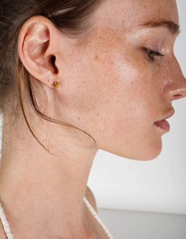 STAR STUDS