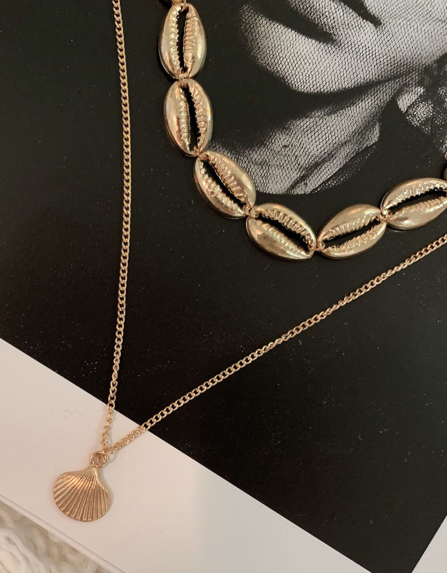Raven Neckpiece