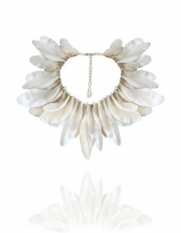 SEASIDE PEARL SHELL CHOKER